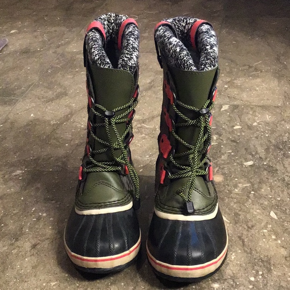 Host Pick!!! Sorel boots, 5 - Picture 5 of 12
